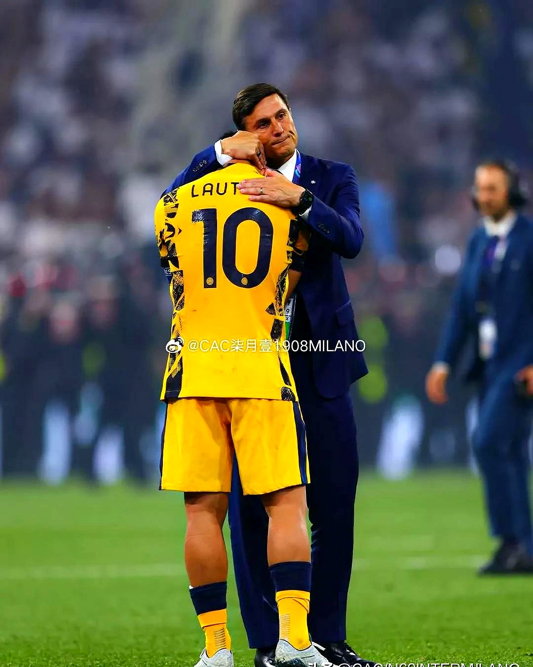 包含中超赛后走向成谜；巴塞罗那队长鼓劲；管理层满意；纪律约束更严格的词条